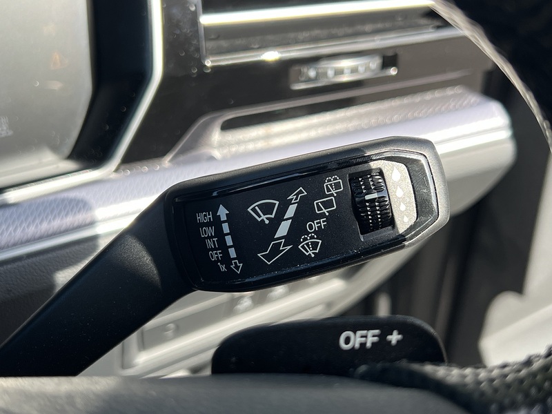 Volkswagen Touareg TSI V6 Black Edition - U11374