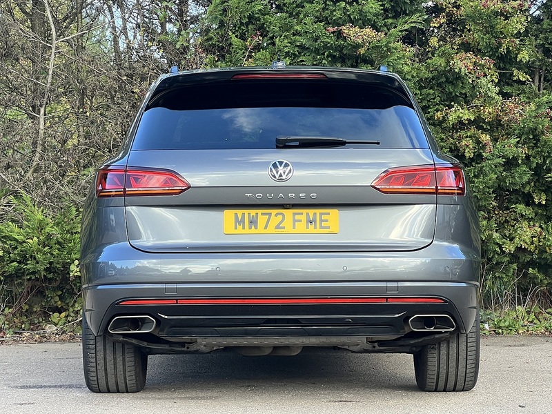 Volkswagen Touareg TSI V6 Black Edition - U11374