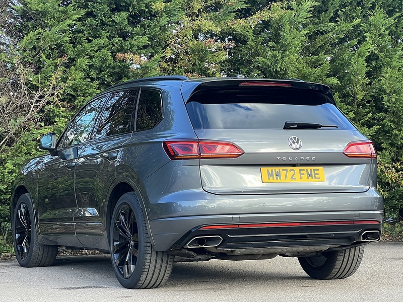 Volkswagen Touareg TSI V6 Black Edition - U11374