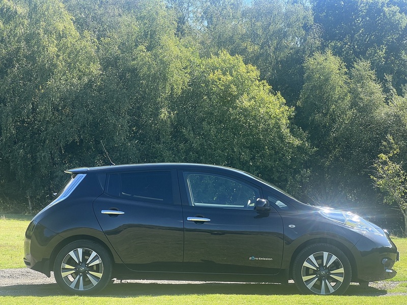 Nissan Leaf Tekna - U11376