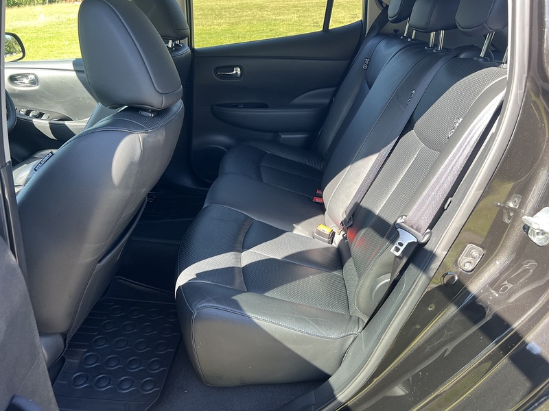 Nissan Leaf Tekna - U11376