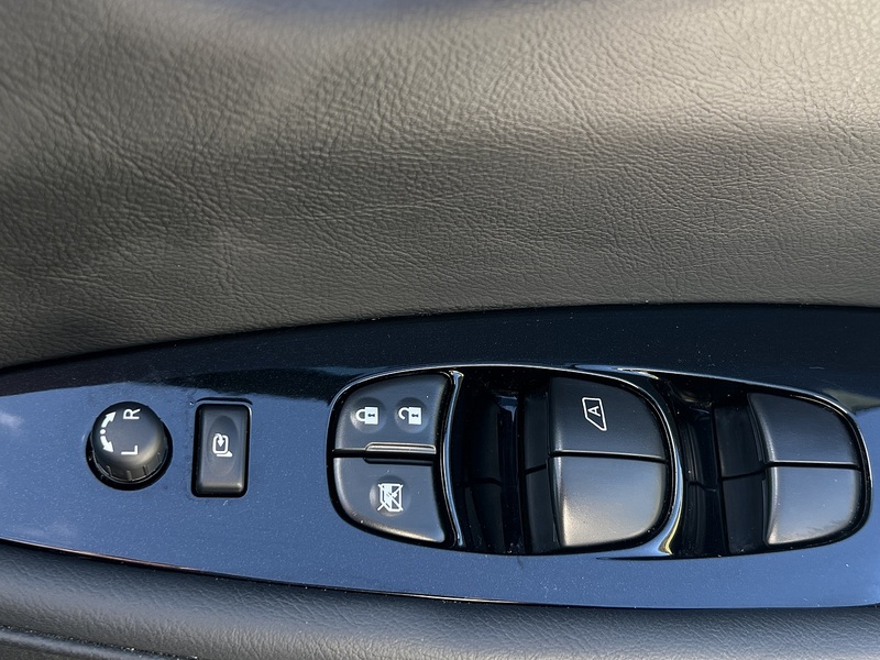 Nissan Leaf Tekna - U11376