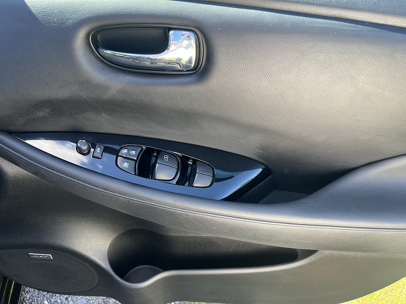 Nissan Leaf Tekna - U11376