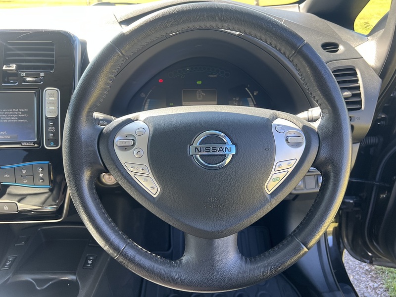 Nissan Leaf Tekna - U11376