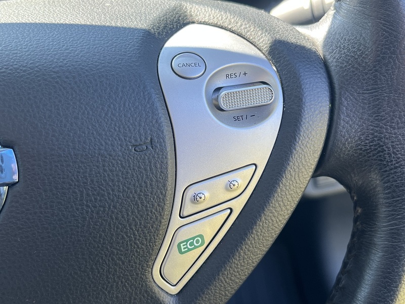 Nissan Leaf Tekna - U11376