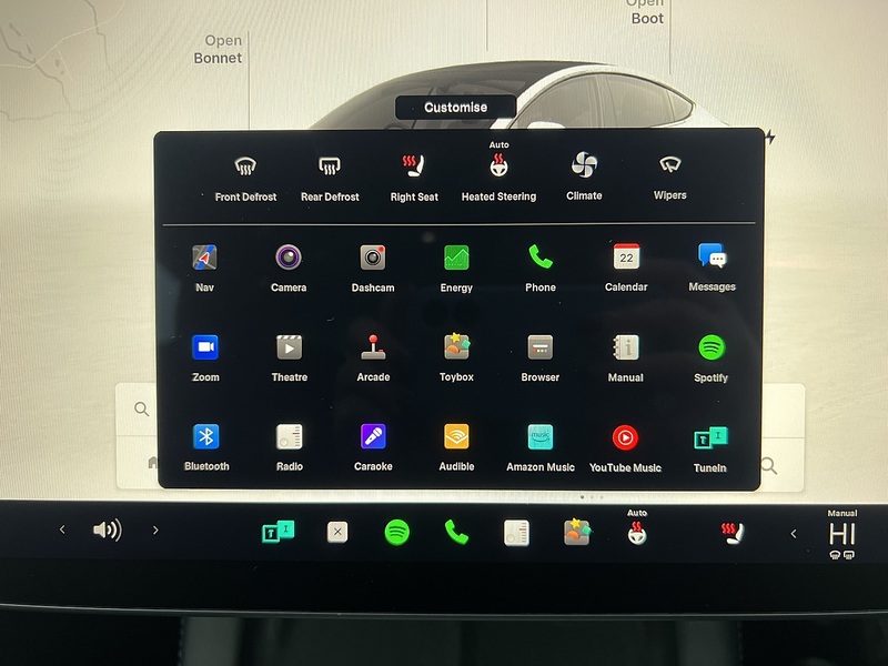 Tesla Model 3  - U11382