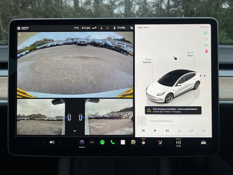 Tesla Model 3  - U11382