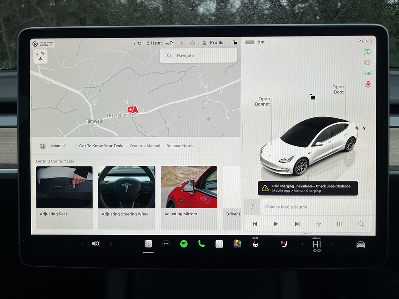 Tesla Model 3  - U11382