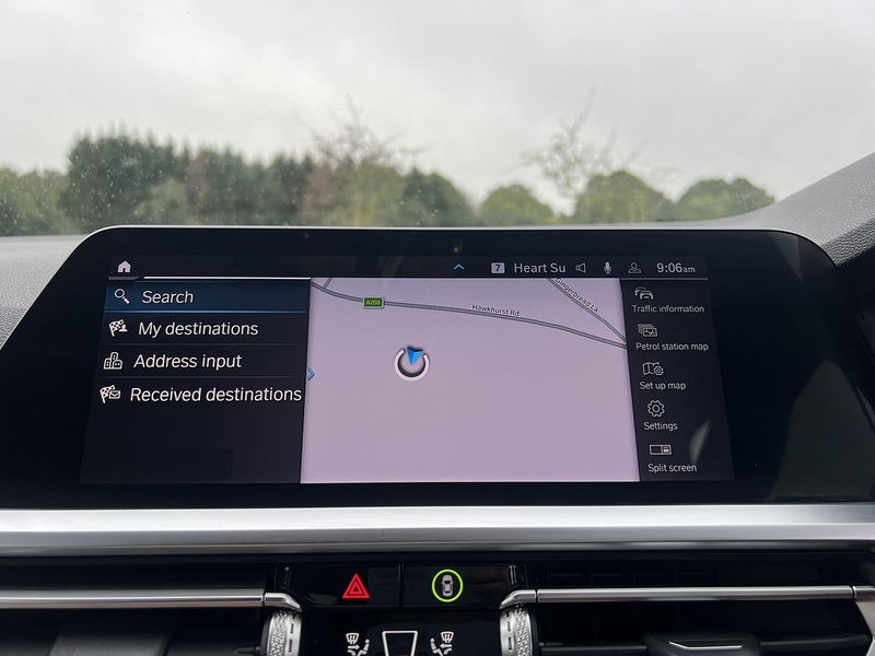 BMW 3 Series 330e M Sport - U11383