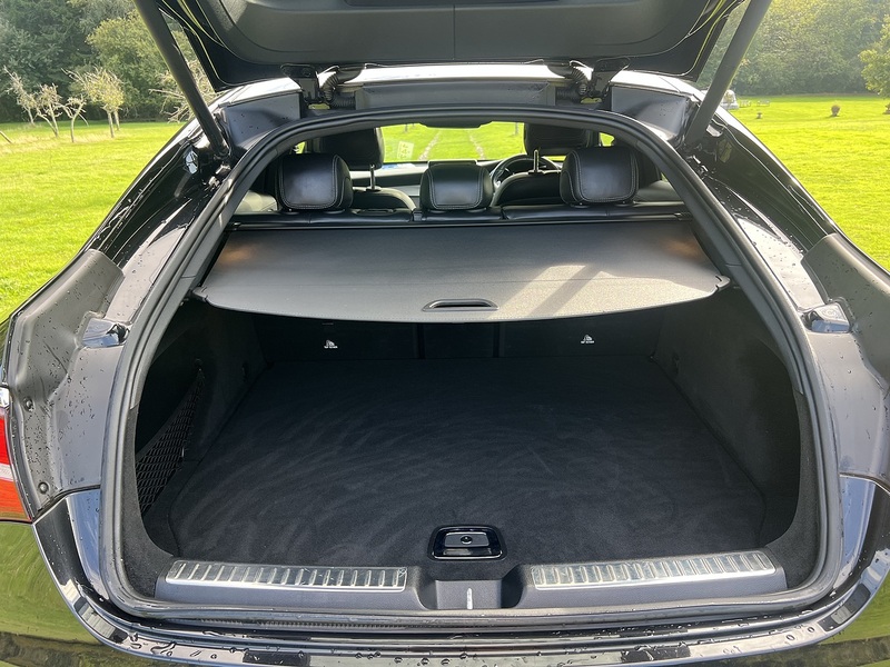 Mercedes-Benz GLC GLC63 V8 BiTurbo AMG - U11388