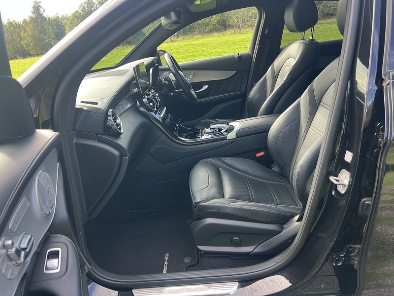 Mercedes-Benz GLC GLC63 V8 BiTurbo AMG - U11388