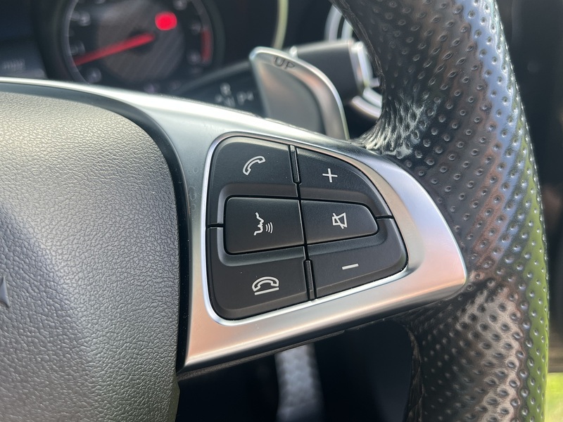 Mercedes-Benz GLC GLC63 V8 BiTurbo AMG - U11388