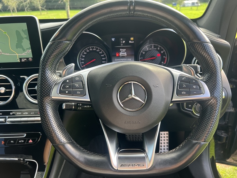 Mercedes-Benz GLC GLC63 V8 BiTurbo AMG - U11388