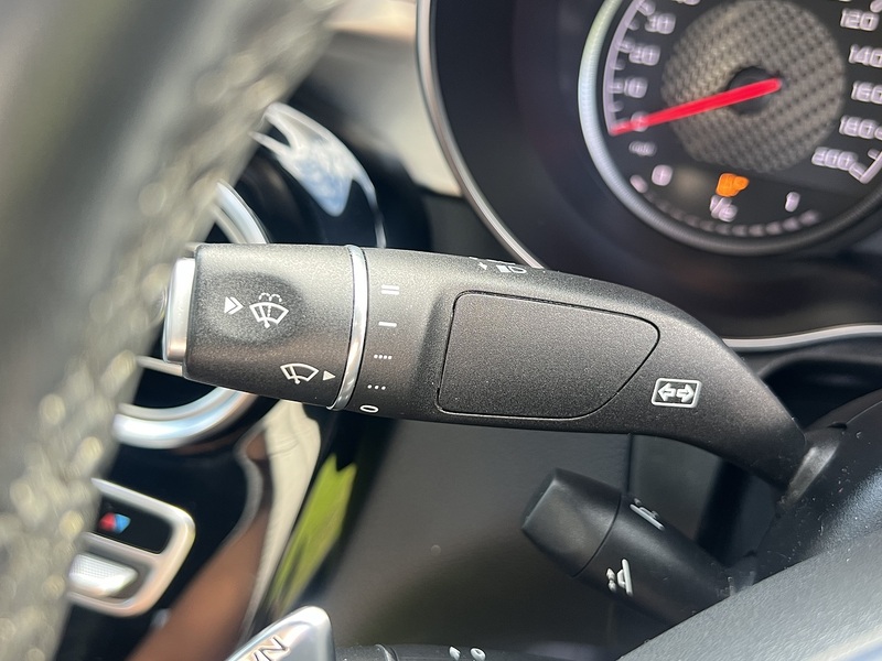 Mercedes-Benz GLC GLC63 V8 BiTurbo AMG - U11388