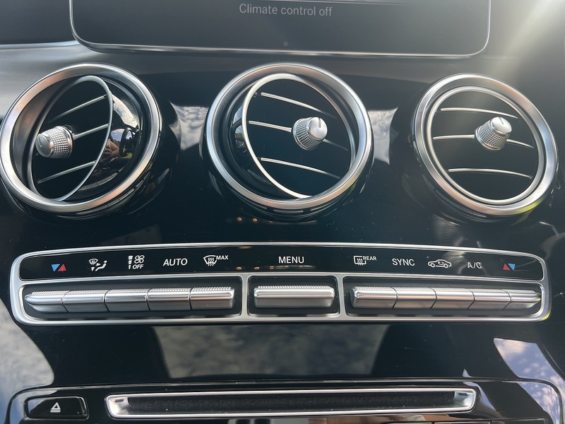 Mercedes-Benz GLC GLC63 V8 BiTurbo AMG - U11388