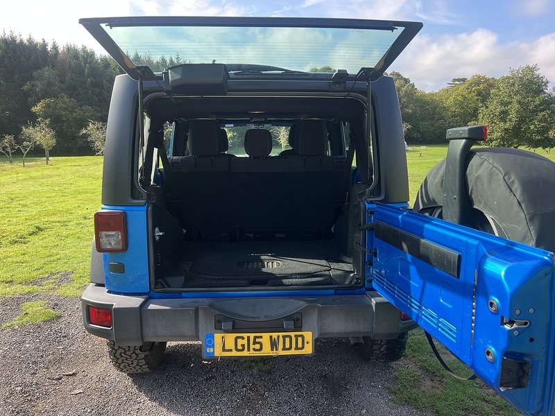 Jeep Wrangler  - U11389