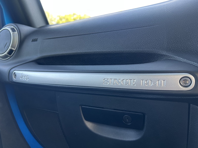 Jeep Wrangler  - U11389