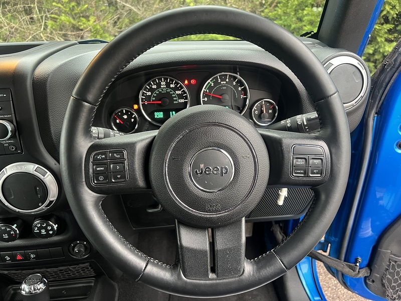 Jeep Wrangler  - U11389