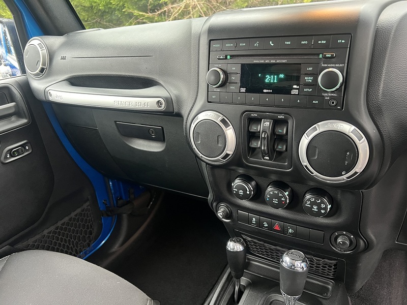 Jeep Wrangler  - U11389