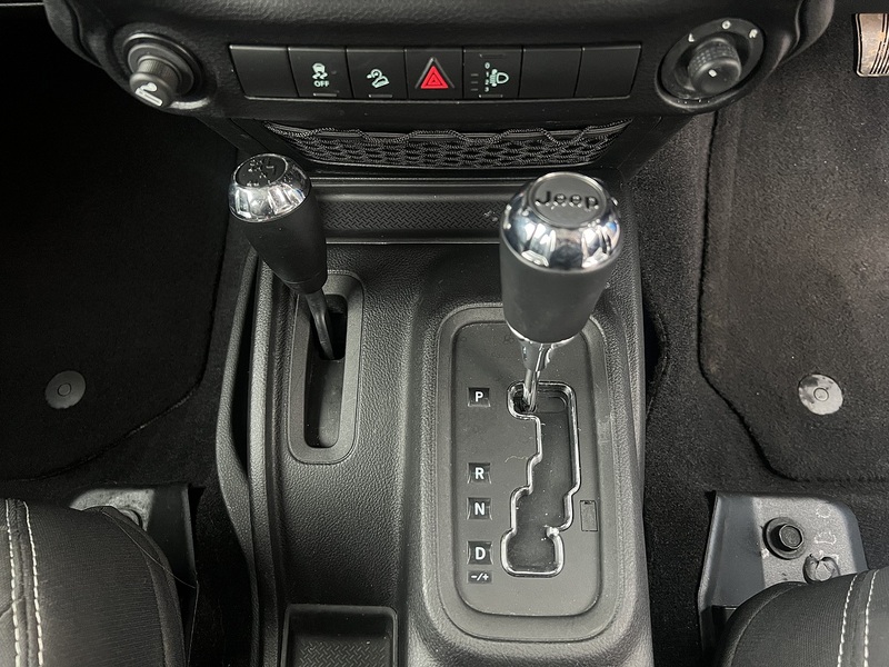 Jeep Wrangler  - U11389