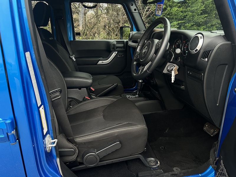 Jeep Wrangler  - U11389