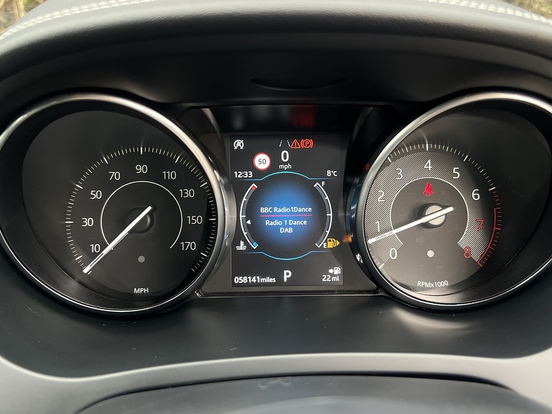 Jaguar E-PACE P250 R-Dynamic SE - U11393