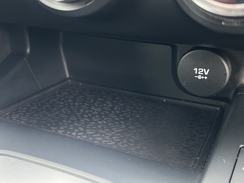 Jaguar E-PACE P250 R-Dynamic SE - U11393