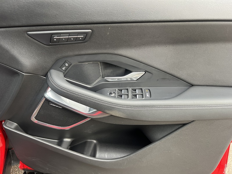Jaguar E-PACE P250 R-Dynamic SE - U11393