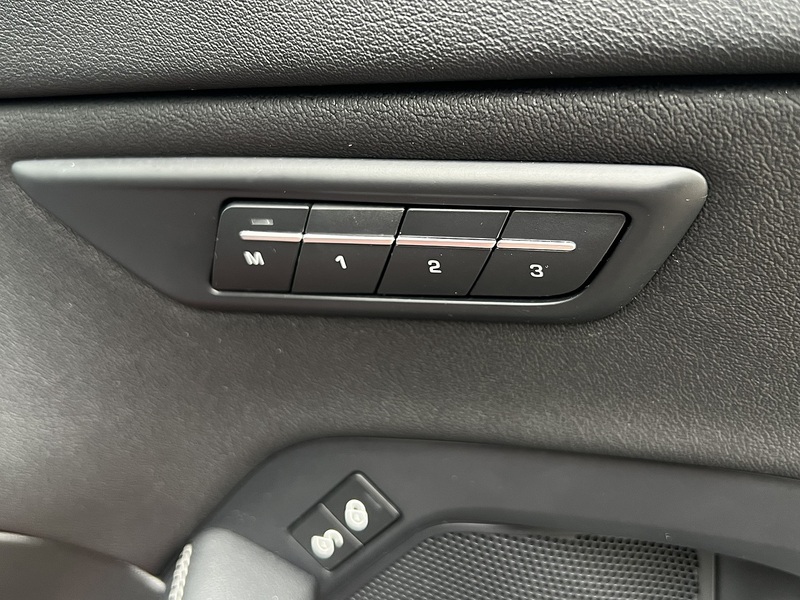 Jaguar E-PACE P250 R-Dynamic SE - U11393