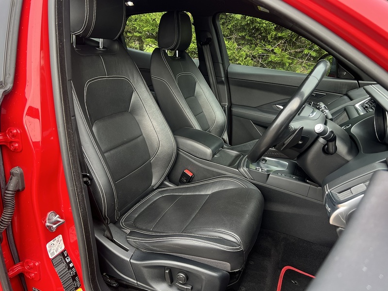 Jaguar E-PACE P250 R-Dynamic SE - U11393