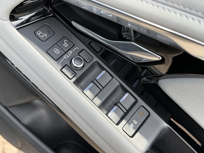Land Rover Range Rover Evoque D180 First Edition - U11394