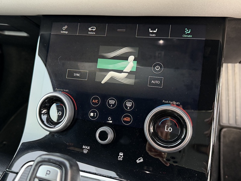 Land Rover Range Rover Evoque D180 First Edition - U11394