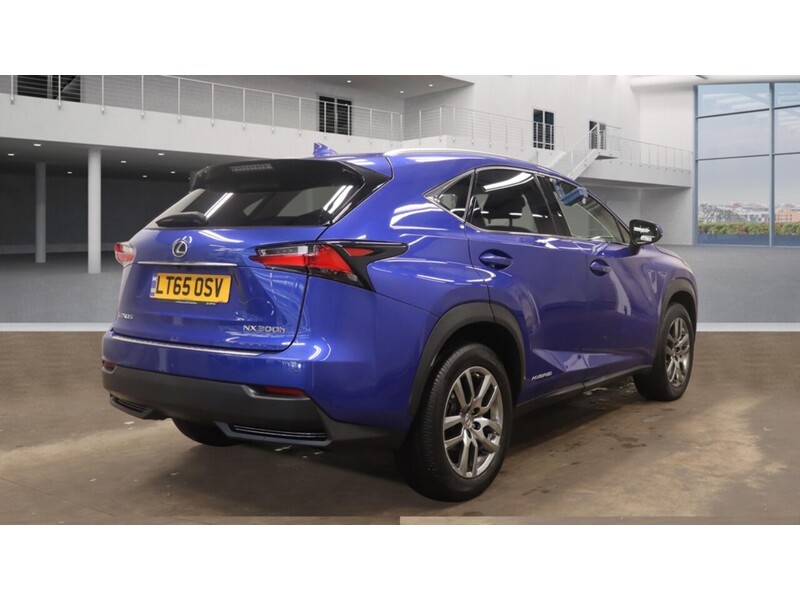 Lexus NX 300h Luxury - U11399