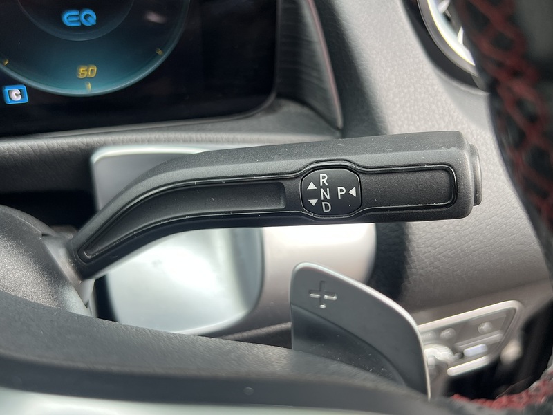 Mercedes-Benz EQB EQB 350 AMG Line - U11405