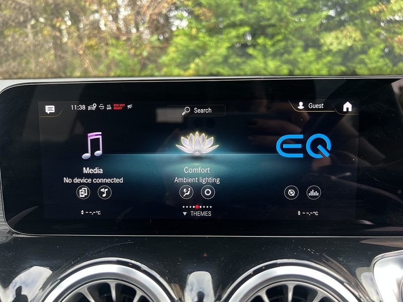 Mercedes-Benz EQB EQB 350 AMG Line - U11405