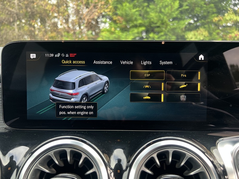 Mercedes-Benz EQB EQB 350 AMG Line - U11405