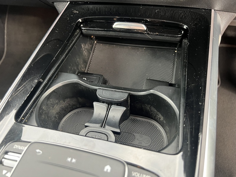 Mercedes-Benz EQB EQB 350 AMG Line - U11405