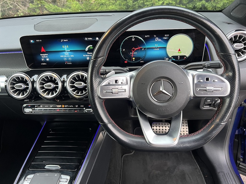 Mercedes-Benz GLB GLB200d AMG Line - U11406