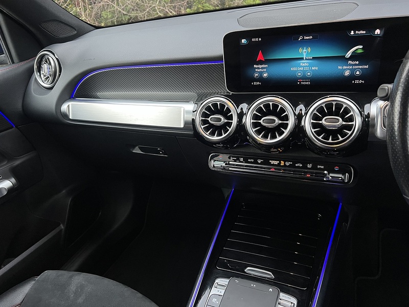 Mercedes-Benz GLB GLB200d AMG Line - U11406