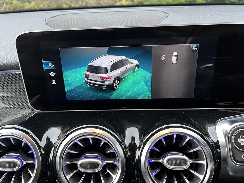 Mercedes-Benz GLB GLB200d AMG Line - U11406