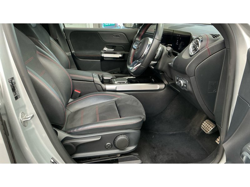 Mercedes-Benz EQB EQB 350 AMG Line - U11407
