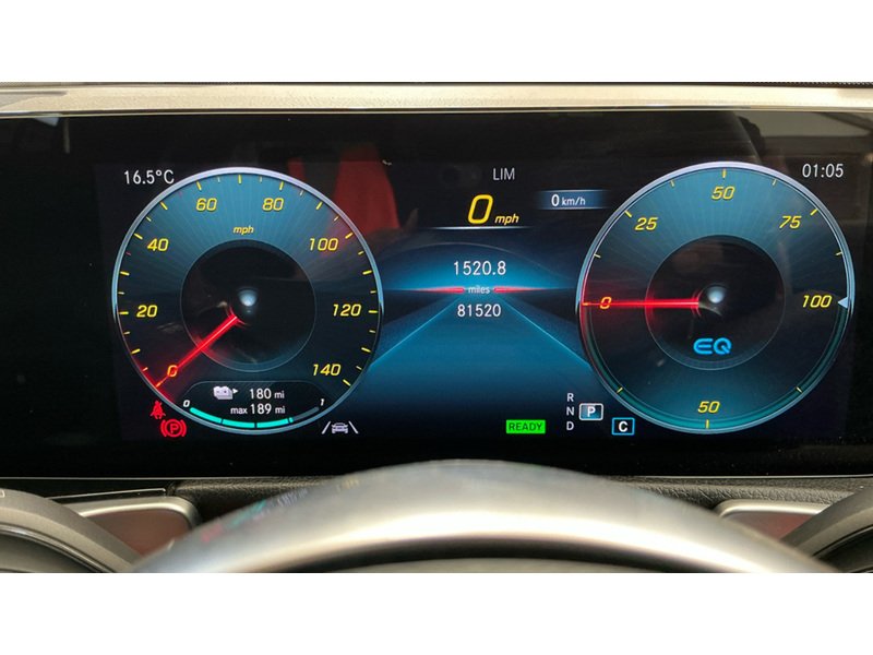 Mercedes-Benz EQB EQB 350 AMG Line - U11407