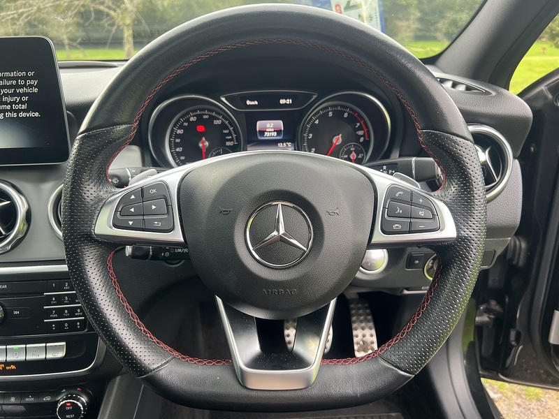 Mercedes-Benz GLA GLA200 AMG Line Edition - U11408