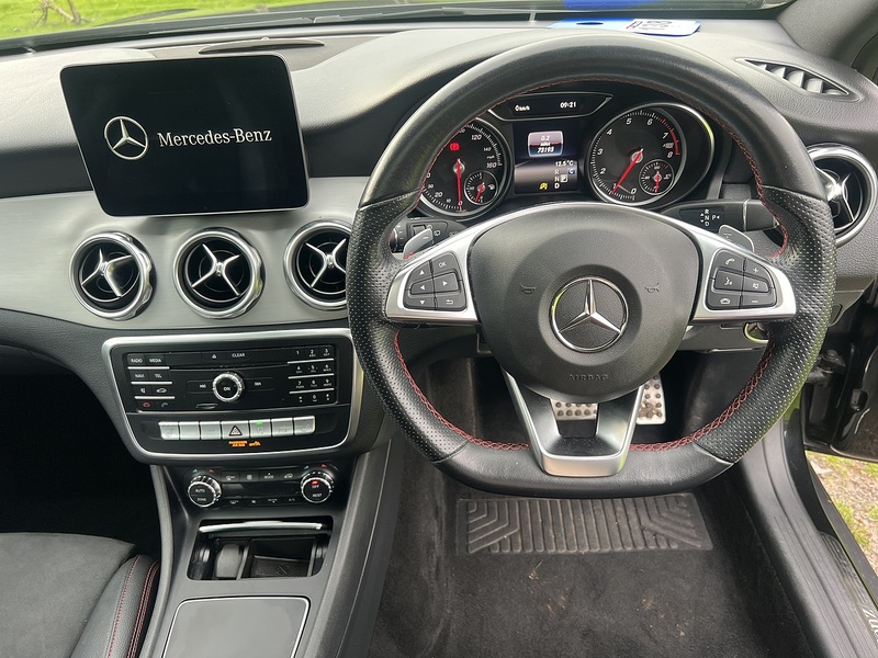 Mercedes-Benz GLA GLA200 AMG Line Edition - U11408
