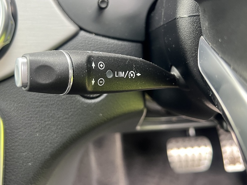 Mercedes-Benz GLA GLA200 AMG Line Edition - U11408