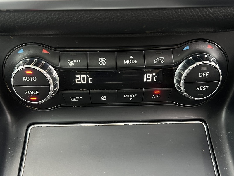 Mercedes-Benz GLA GLA200 AMG Line Edition - U11408