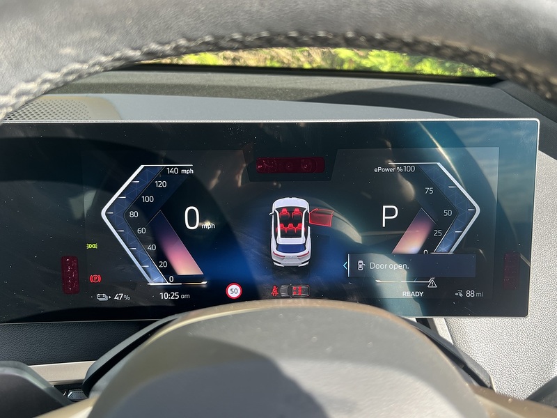 BMW iX 40 M Sport - U11409