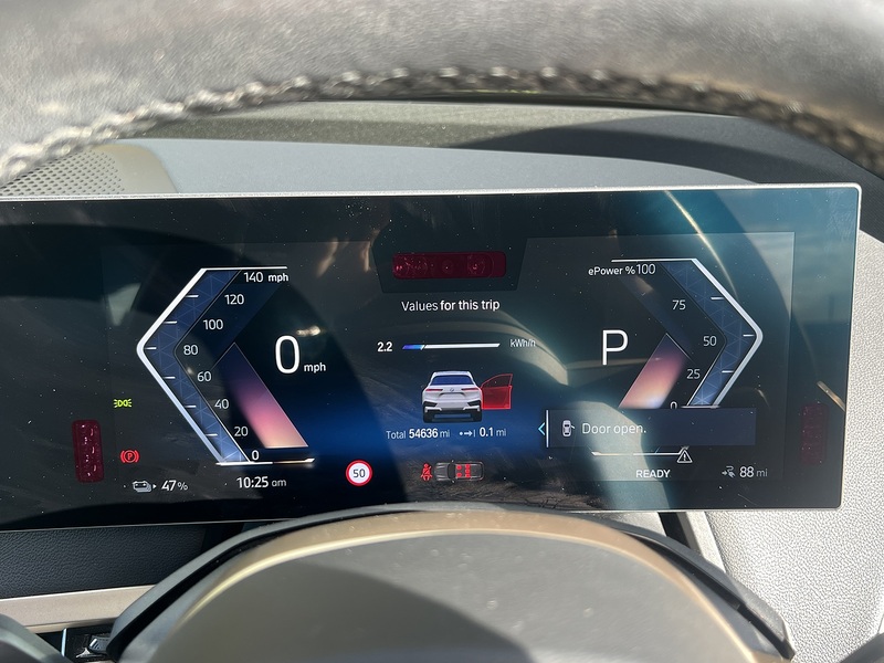 BMW iX 40 M Sport - U11409