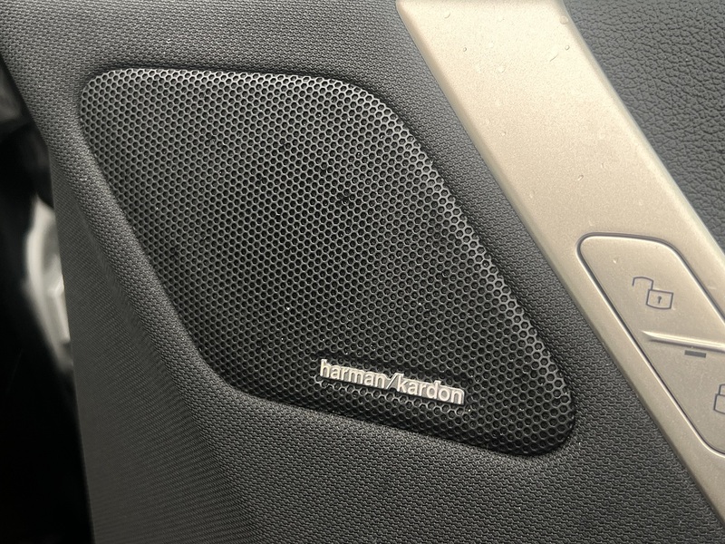 BMW iX 40 M Sport - U11409