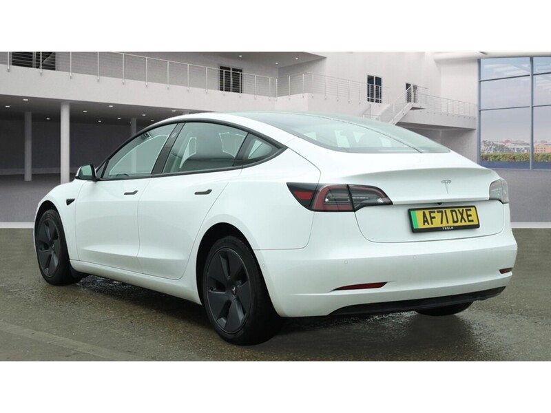 Tesla Model 3 Standard Range Plus - U11410